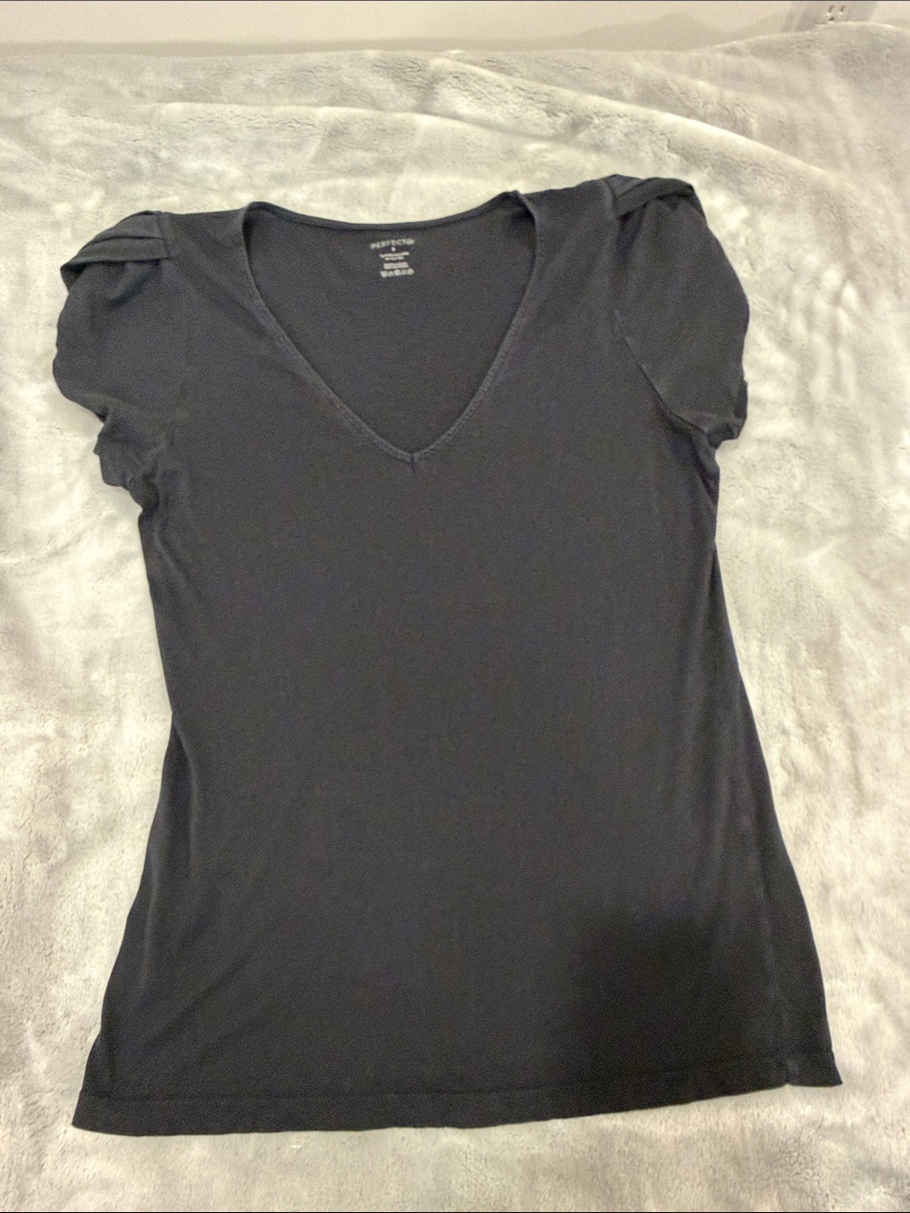 Perfect DD  Black V-Neck Women's Top for Curvy Girls